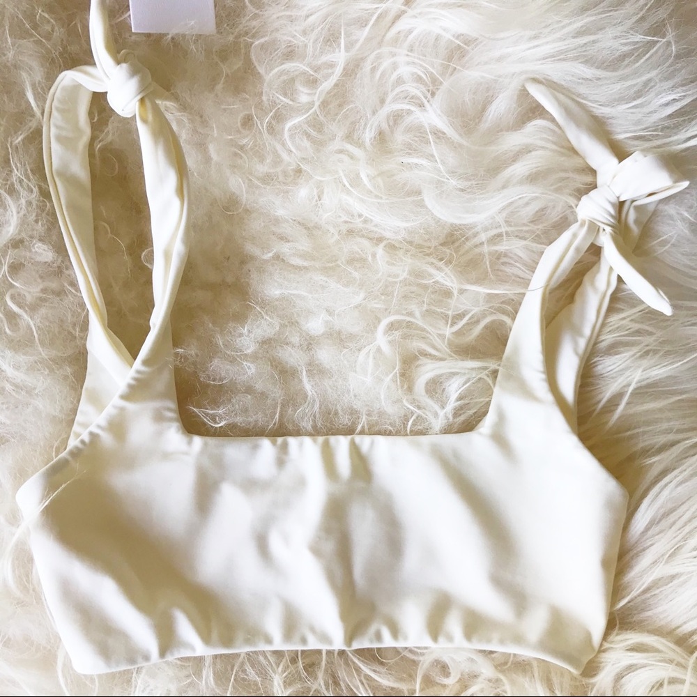 Mikoh Jamaica bikini top white Medium  🐚